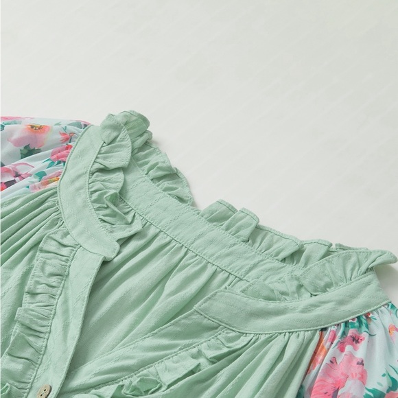 Green Printed Floral Patchwork Frilled Split
Neck Blouse Bohemian Top - Picture 8 of 16